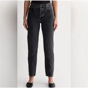 EVERLANE The Curvy Cheeky Jean Crop Size 25 Color Washed Black